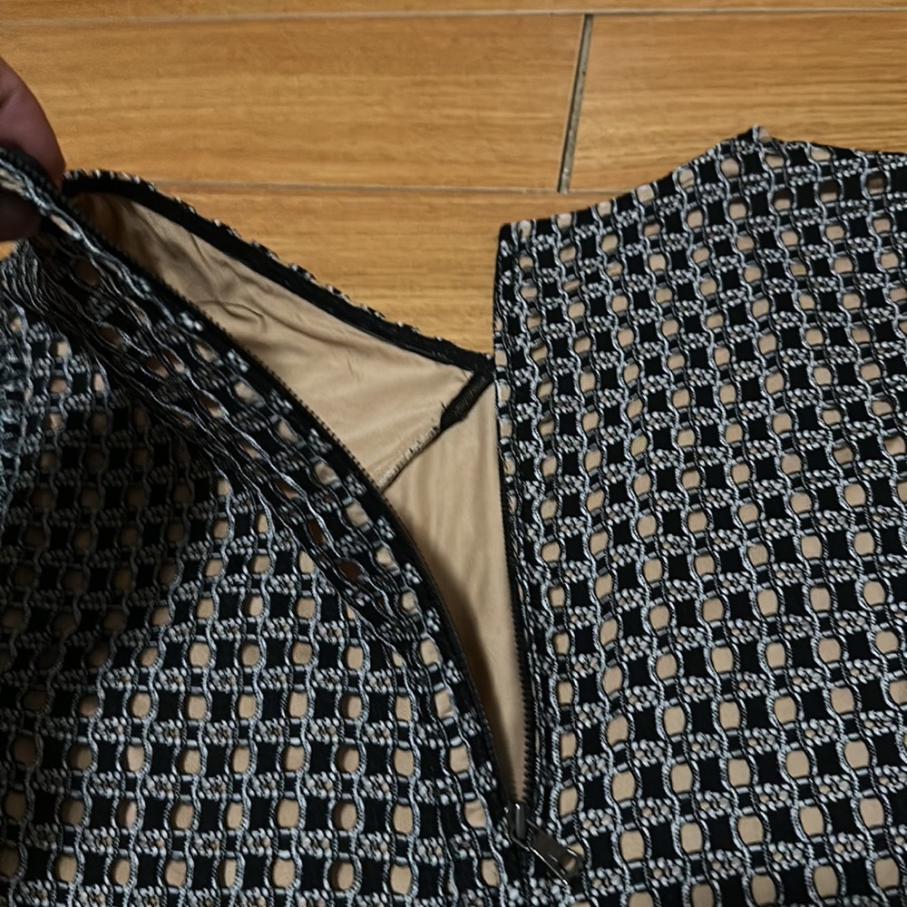 BCBG MaxAzria Top - Picture 7 of 7